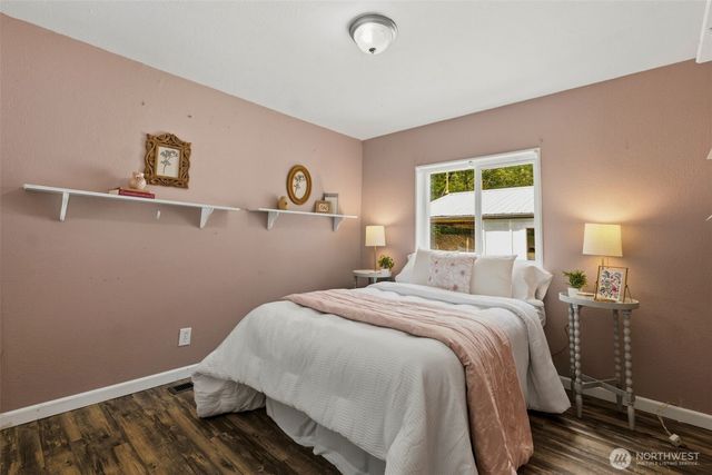 4763 SW Paradise Lane, Port Orchard, WA 98367