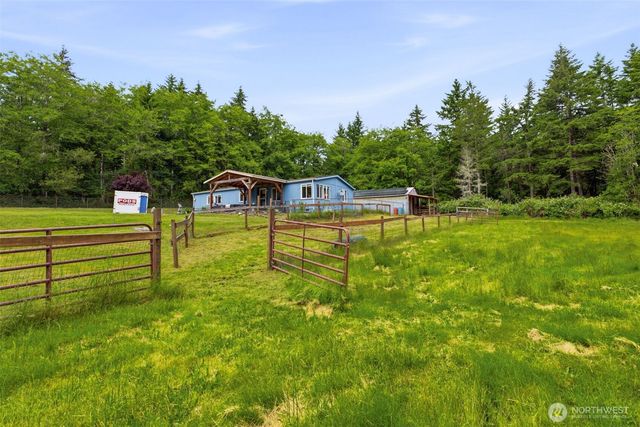 4763 SW Paradise Lane, Port Orchard, WA 98367