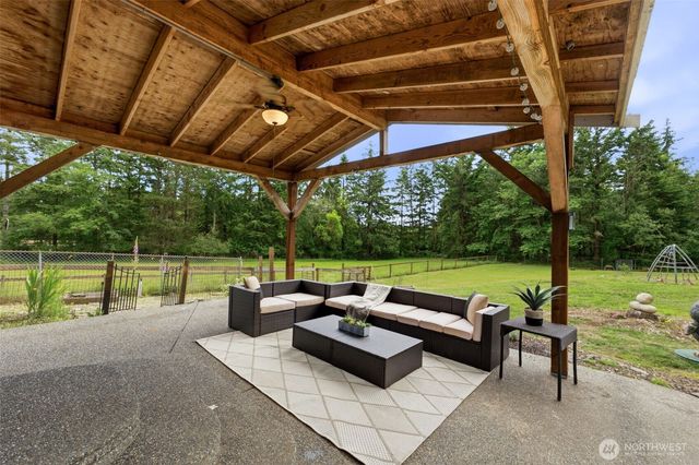 4763 SW Paradise Lane, Port Orchard, WA 98367