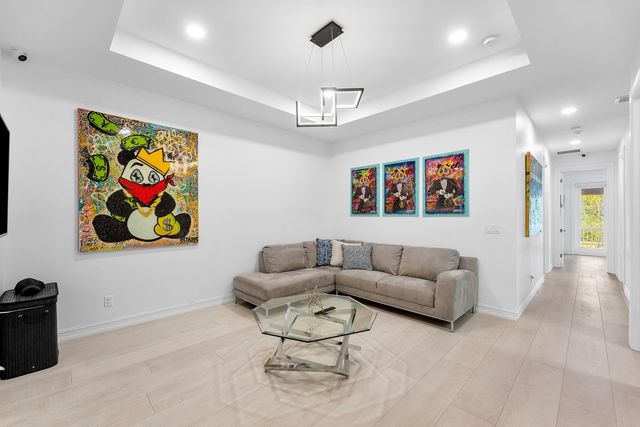100 NW 69th Circle 52, Boca Raton, FL 33487