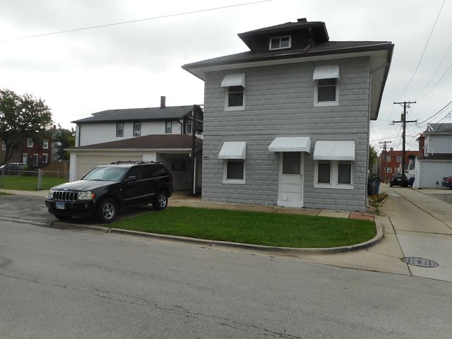 1218 N 22nd Avenue, Melrose Park, IL 60160