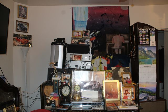 14438 Des Plaines Street, Harvey, IL 60426