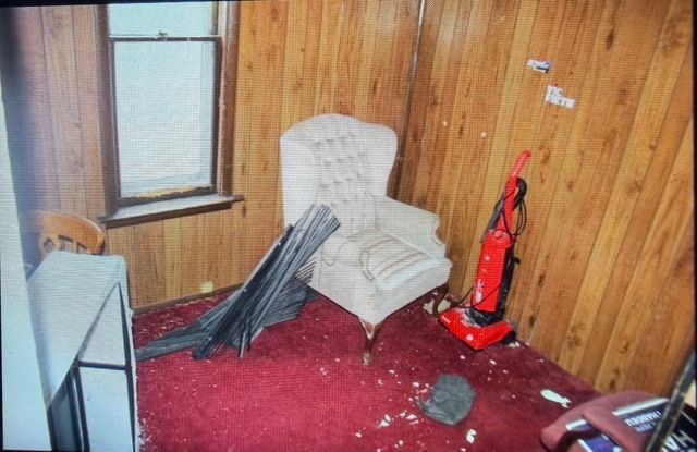 14438 Des Plaines Street, Harvey, IL 60426