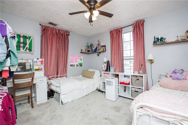 901 S Eugenia St, Orange Grove, TX 78372