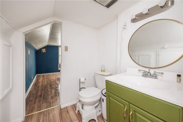 901 S Eugenia St, Orange Grove, TX 78372