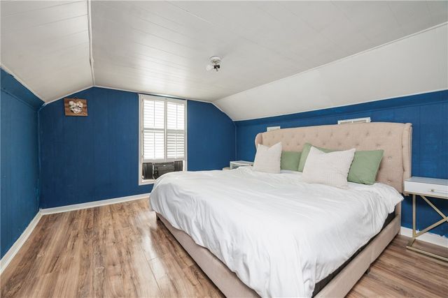 901 S Eugenia St, Orange Grove, TX 78372