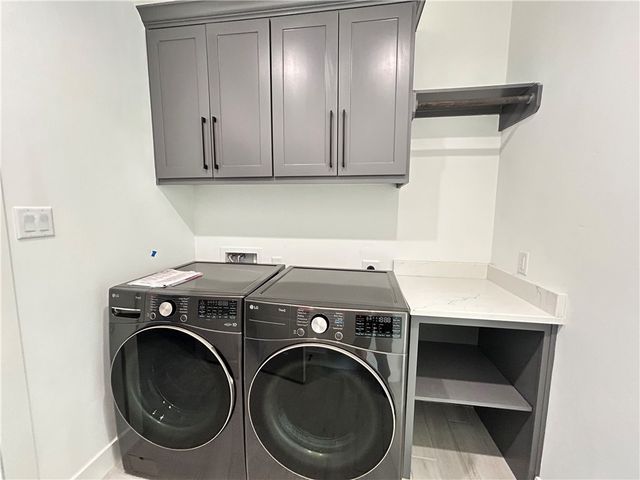 5010 Grayson Way, Bryan, TX 77802