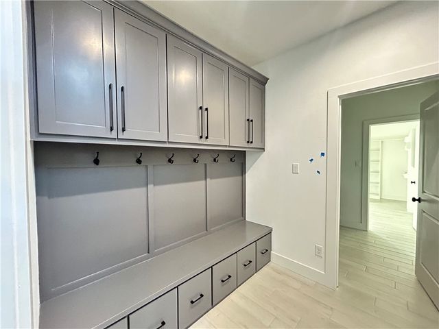 5010 Grayson Way, Bryan, TX 77802