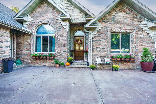 60 & 62 Shields Spur, Holiday Island, AR 72631