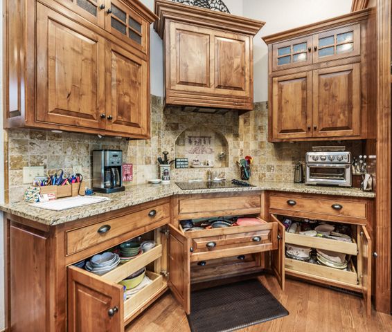 60 & 62 Shields Spur, Holiday Island, AR 72631