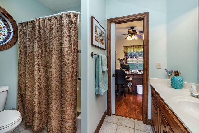 60 & 62 Shields Spur, Holiday Island, AR 72631