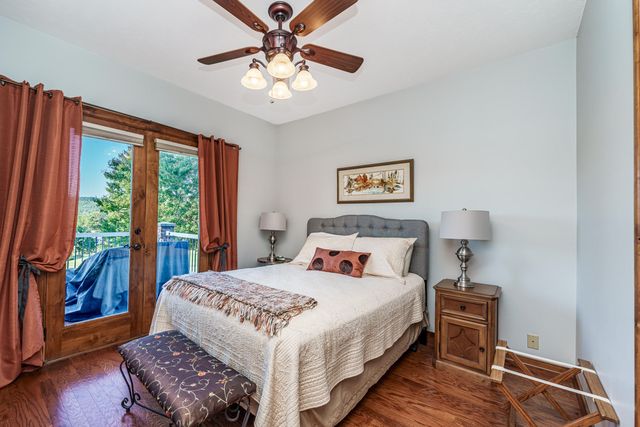 60 & 62 Shields Spur, Holiday Island, AR 72631