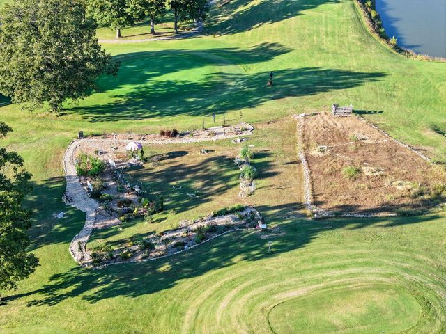 60 & 62 Shields Spur, Holiday Island, AR 72631