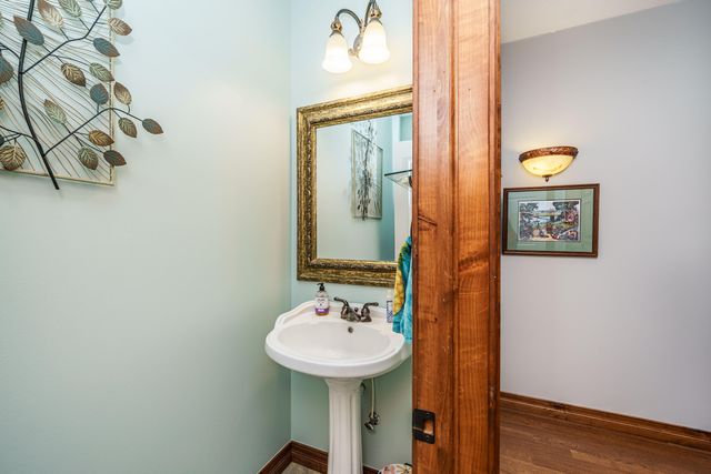 60 & 62 Shields Spur, Holiday Island, AR 72631