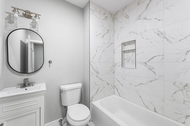 19 Dyer St 19, Rockland, MA 02370