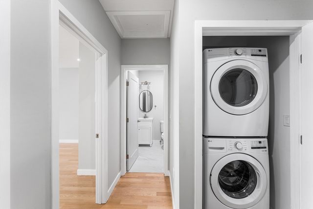 19 Dyer St 19, Rockland, MA 02370