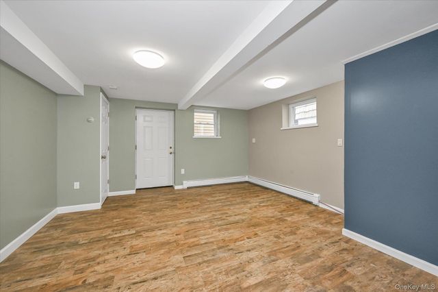 6439 58th Road, Maspeth, NY 11378