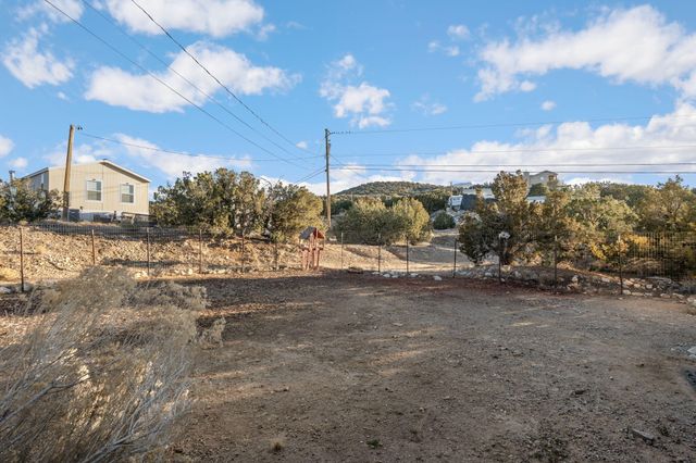58 Loma Chata Road, Placitas, NM 87043