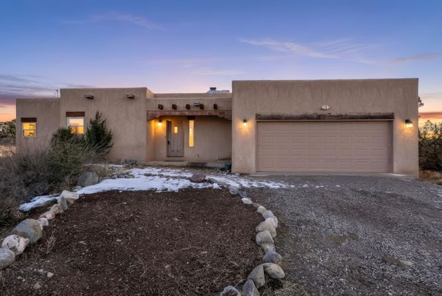 58 Loma Chata Road, Placitas, NM 87043