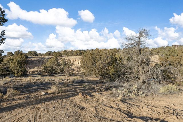 58 Loma Chata Road, Placitas, NM 87043