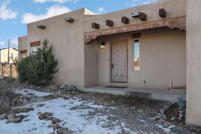 58 Loma Chata Road, Placitas, NM 87043