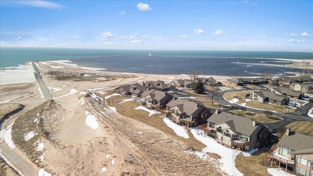 176 Harbor Drive, Ludington, MI 49431