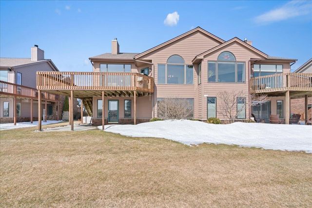 176 Harbor Drive, Ludington, MI 49431