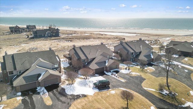 176 Harbor Drive, Ludington, MI 49431