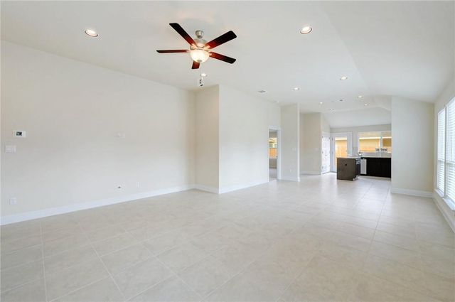 108 White Dunes DR, San Marcos, TX 78656