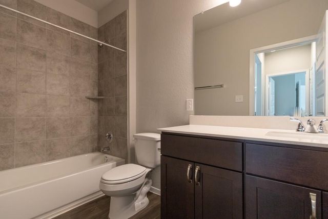 234 Heritage Mill TRL, Elgin, TX 78621