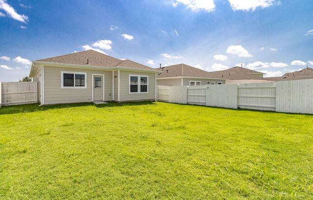 234 Heritage Mill TRL, Elgin, TX 78621