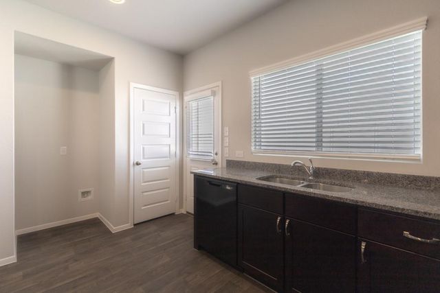 234 Heritage Mill TRL, Elgin, TX 78621