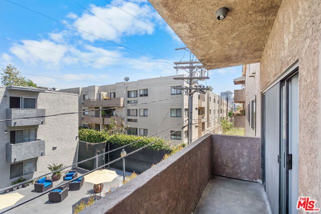 424 S Westmoreland Avenue 210, Los Angeles, CA 90020