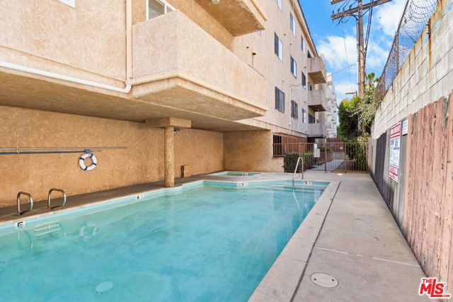 424 S Westmoreland Avenue 210, Los Angeles, CA 90020
