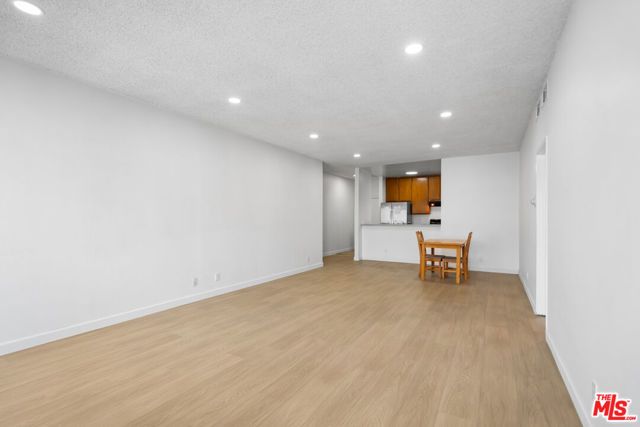 424 S Westmoreland Avenue 210, Los Angeles, CA 90020