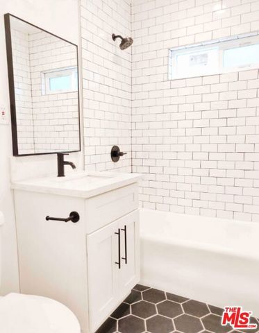 537 N Orange Drive, Los Angeles, CA 90036