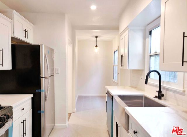 537 N Orange Drive, Los Angeles, CA 90036