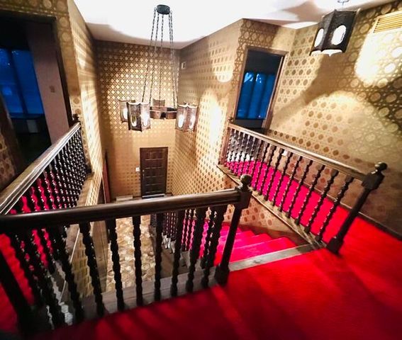 9300 Chestnut Lane, Munster, IN 46321