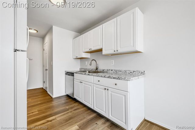 41025 Southwind Drive 109, Canton, MI 48188