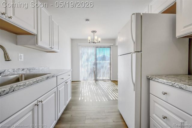 41025 Southwind Drive 109, Canton, MI 48188