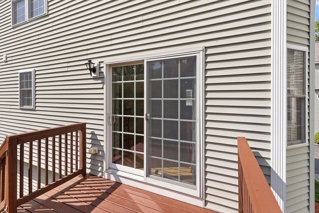 118 Smith St 3, Lowell, MA 01851
