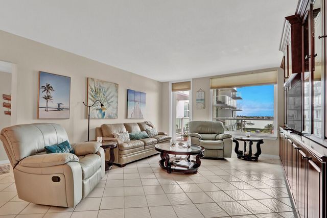 3450 S Ocean Boulevard 327, Palm Beach, FL 33480