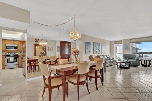 3450 S Ocean Boulevard 327, Palm Beach, FL 33480