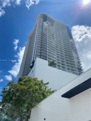1600 NE 1st Ave 1711, Miami, FL 33132