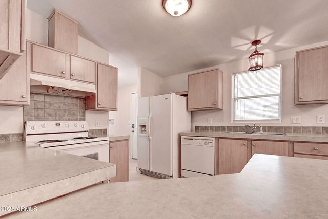 8601 N 103RD Avenue 271, Peoria, AZ 85345