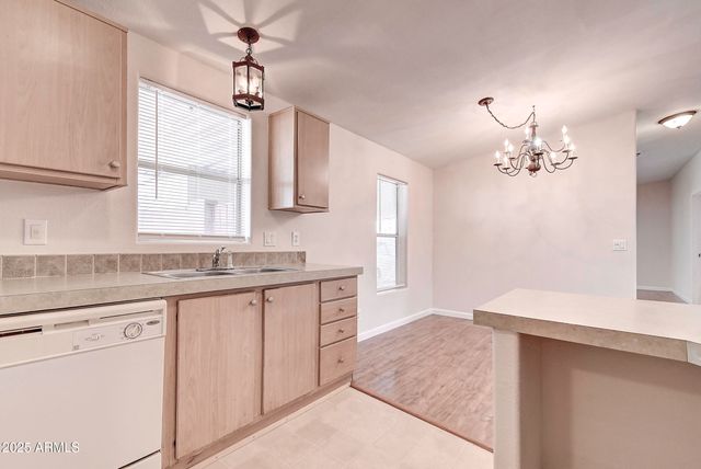 8601 N 103RD Avenue 271, Peoria, AZ 85345