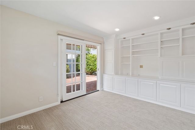 421 Fernleaf Avenue, Corona Del Mar, CA 92625