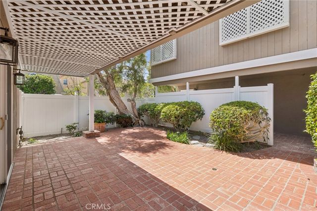 421 Fernleaf Avenue, Corona Del Mar, CA 92625