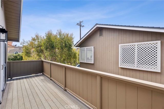 421 Fernleaf Avenue, Corona Del Mar, CA 92625