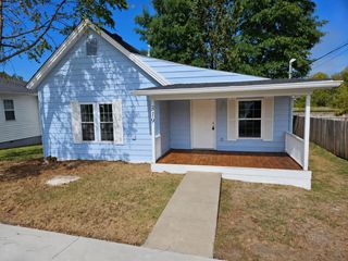 319 E Office Street, Harrodsburg, KY 40330